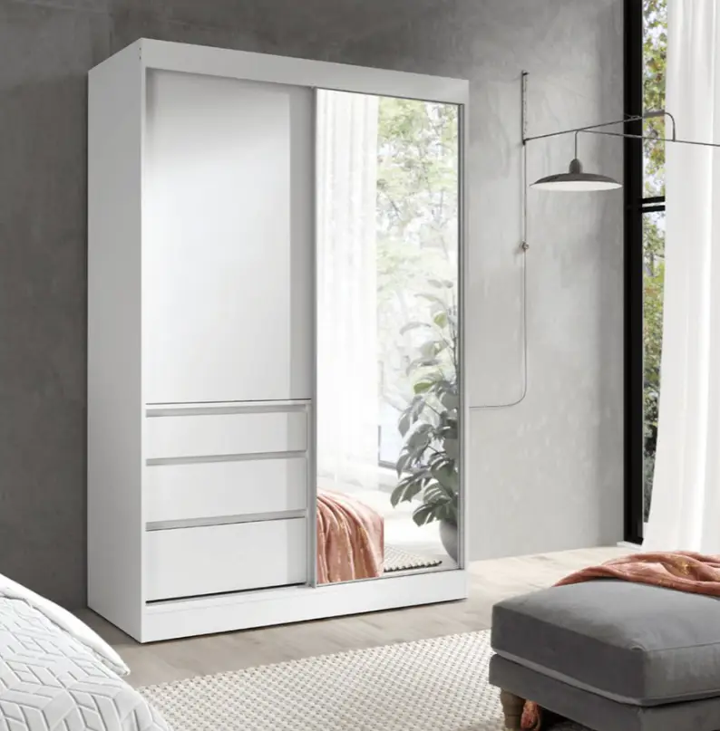 Biela šatníková skriňa