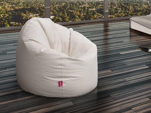 Biely moderný kožený sedací vak