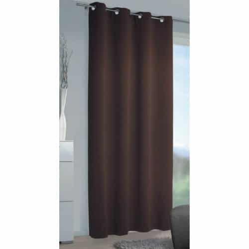 Hnedý záves do bytu