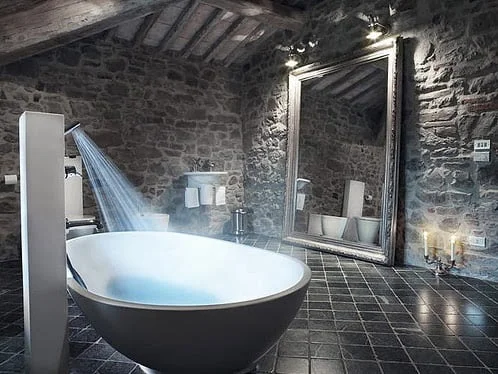 Moderná voľne stojaca vaňa