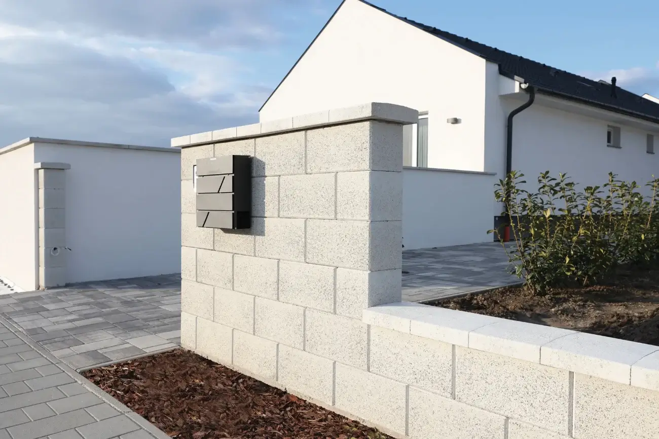 Plotový prvok Modern