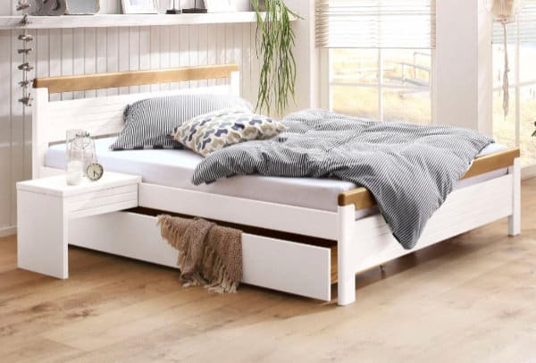 Posteľ so šuflíkom