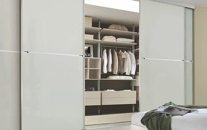 Šatníková skriňa do spálne