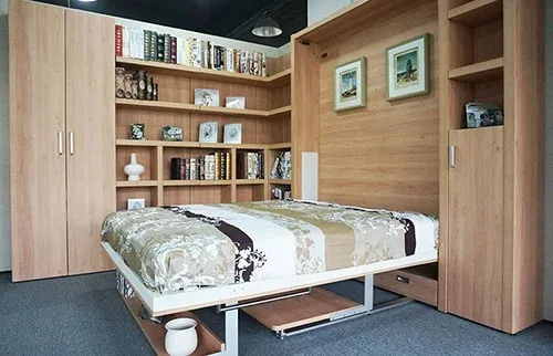 Sklopna postel s pc stolikom