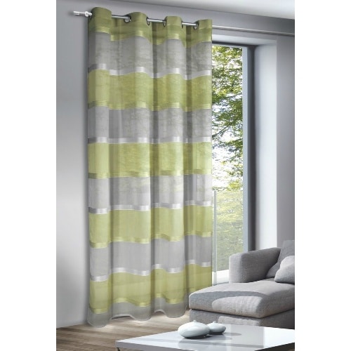 Záves s vertikálnymi pruhmi